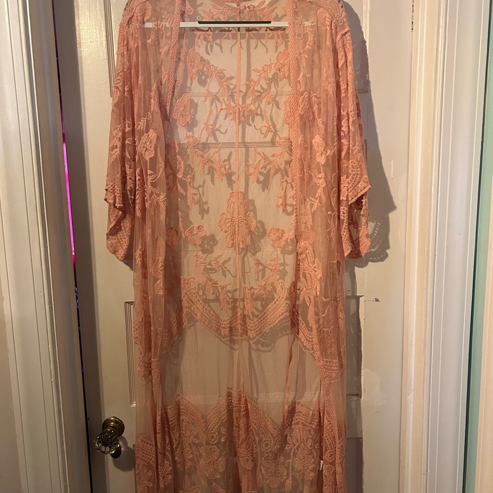Elegant Lace Pink Kimono
